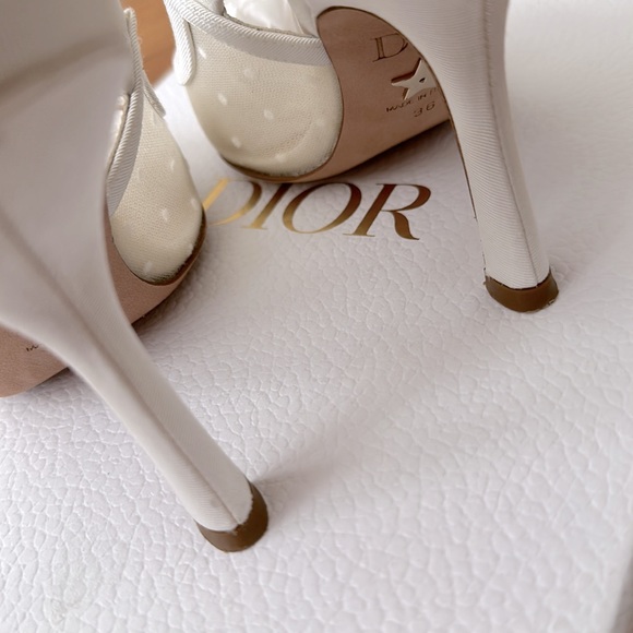 DIOR Snow White Slingbacks - Picture 5 of 9